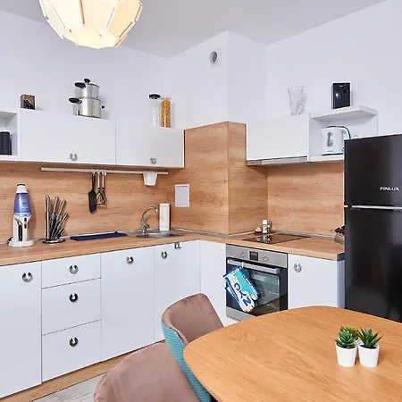 Aleksandrovi Apartament Apartamento *